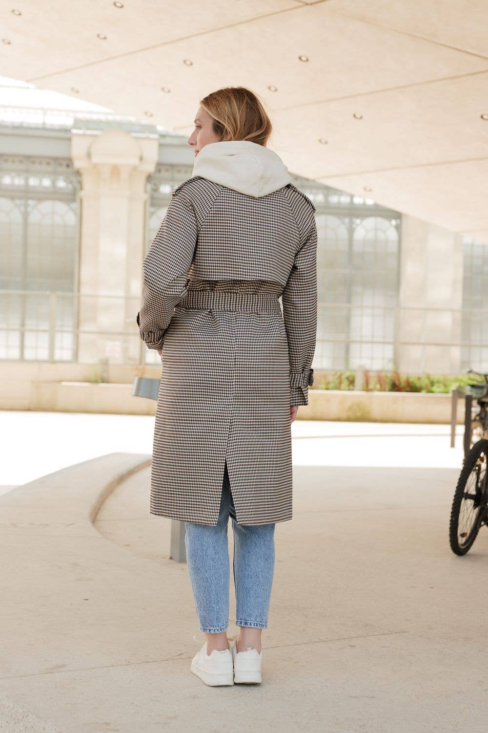 Long houndstooth print trench coat