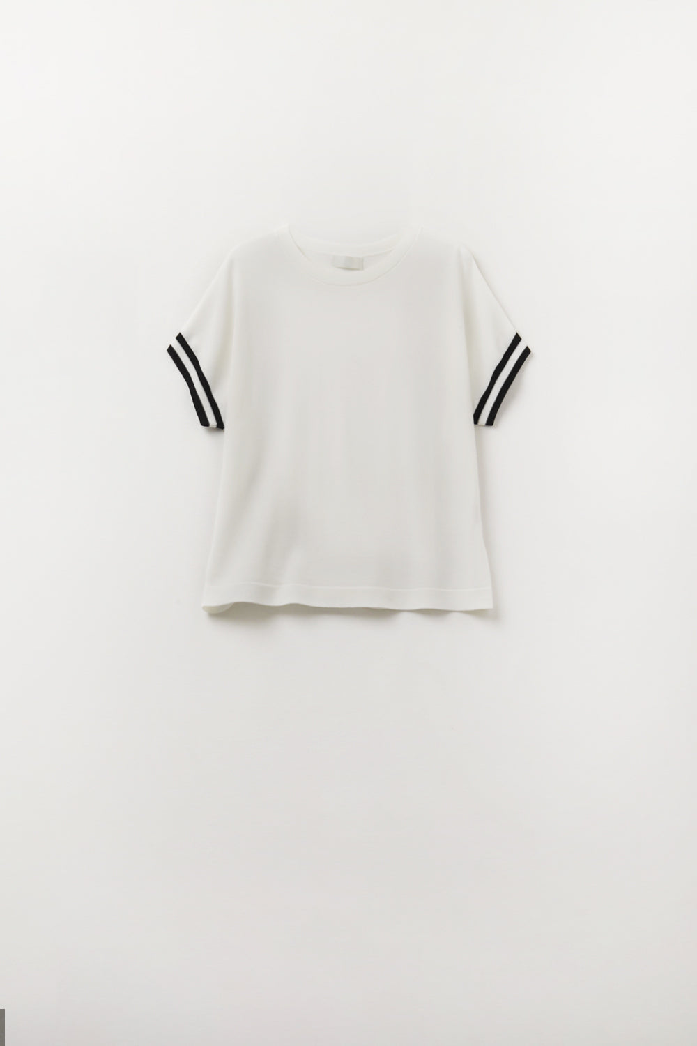 Relaxed Sweater in Black and White