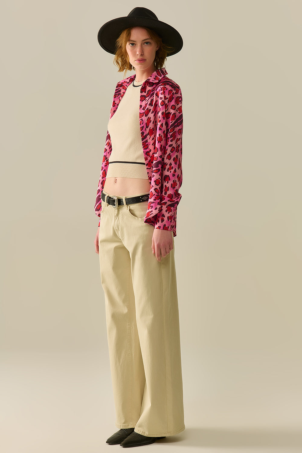 Sleeveless Sweater In Beige