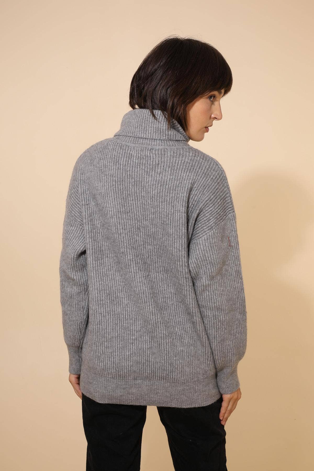 Oversized turtleneck in Grey