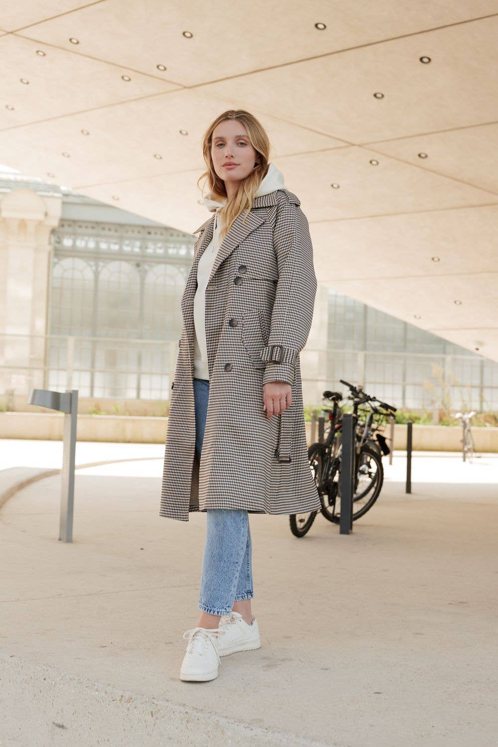 Long houndstooth print trench coat