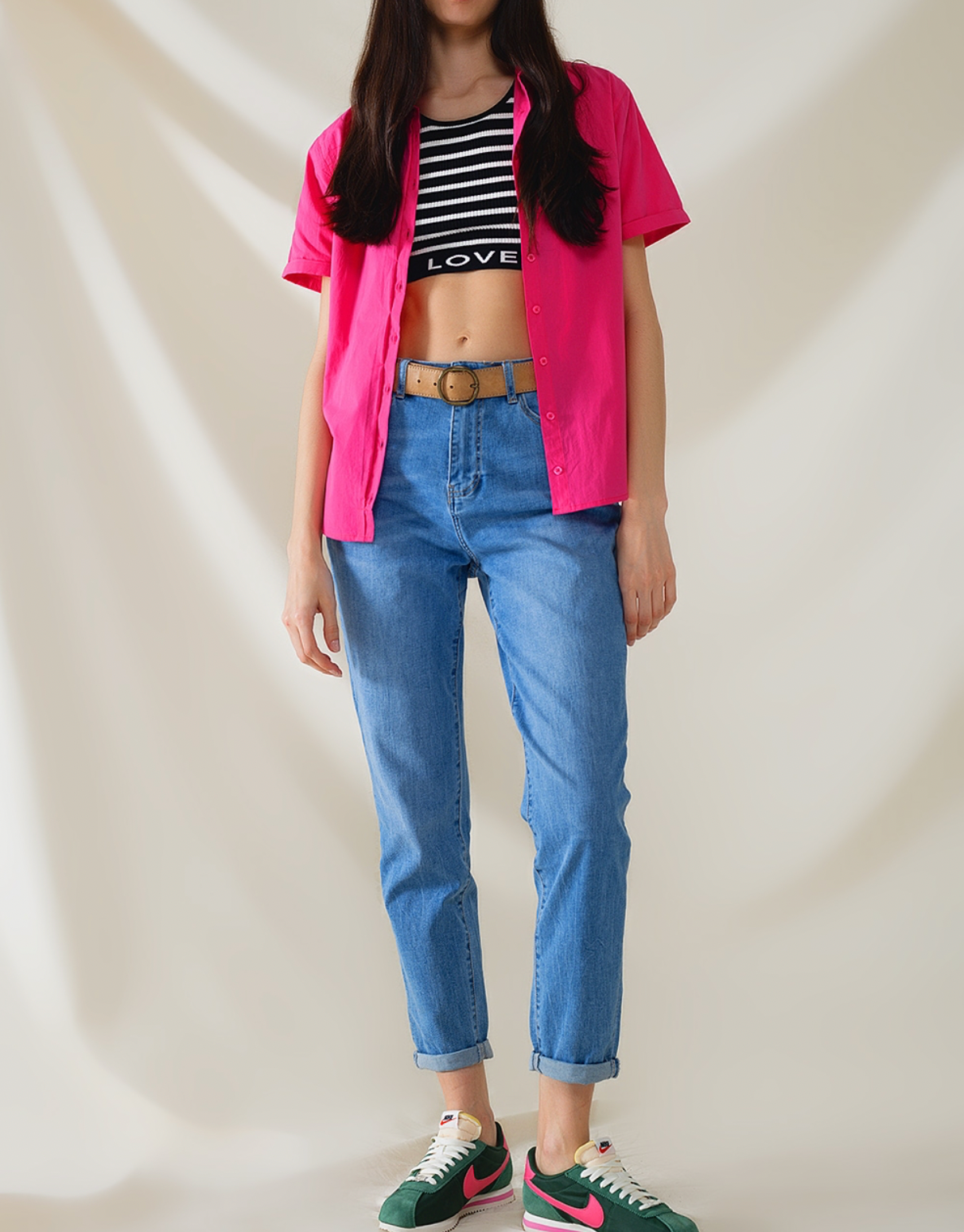 Mom Jeans in Mid Wash Blue