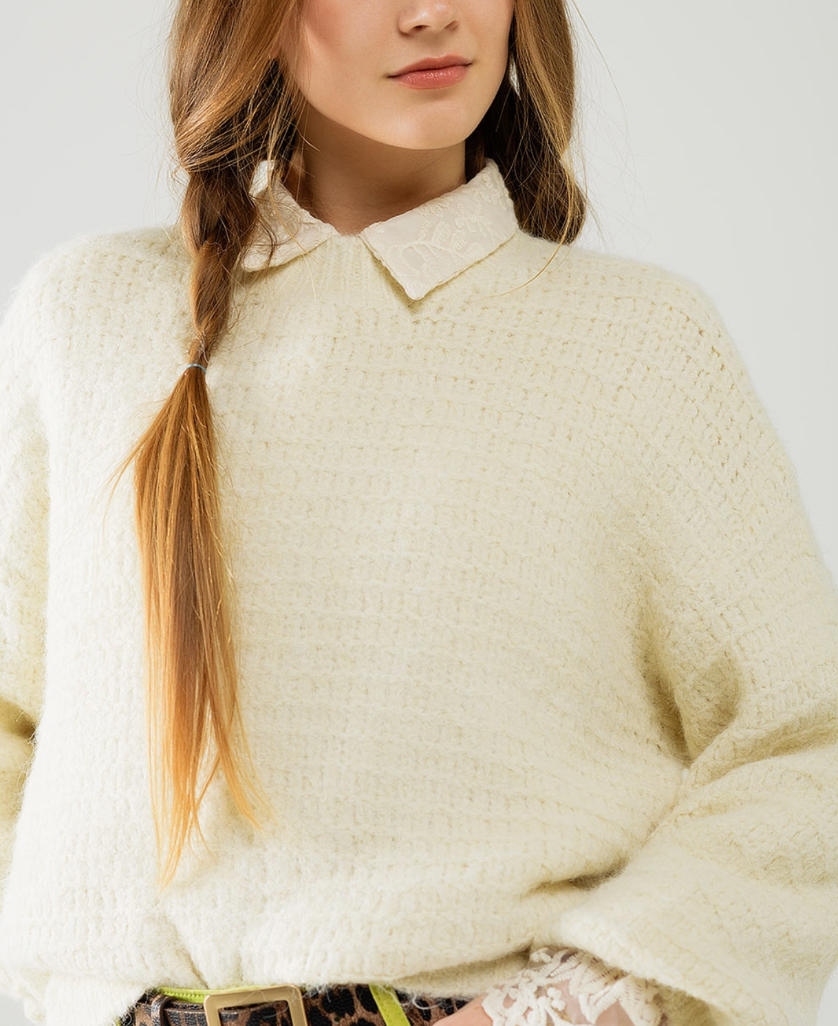 Beige Knit Sweater with balloon Sleeves