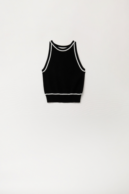 Sleeveless vest in Black