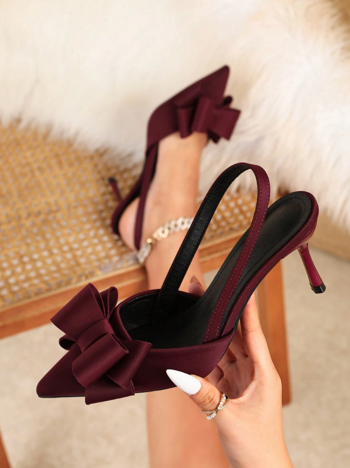 Slingback Bow Heel in Burgundy