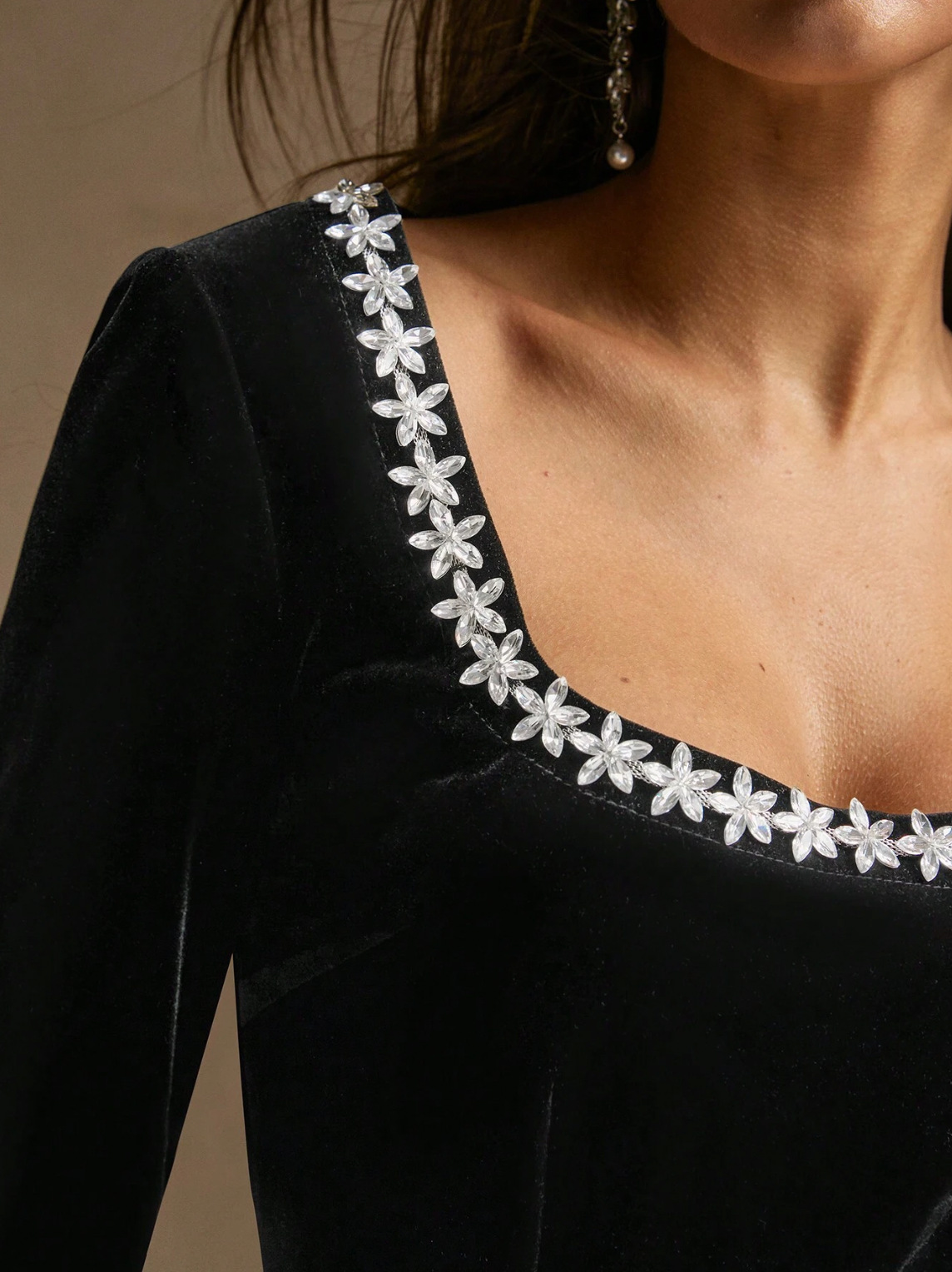 Velvet Mini dress in Black