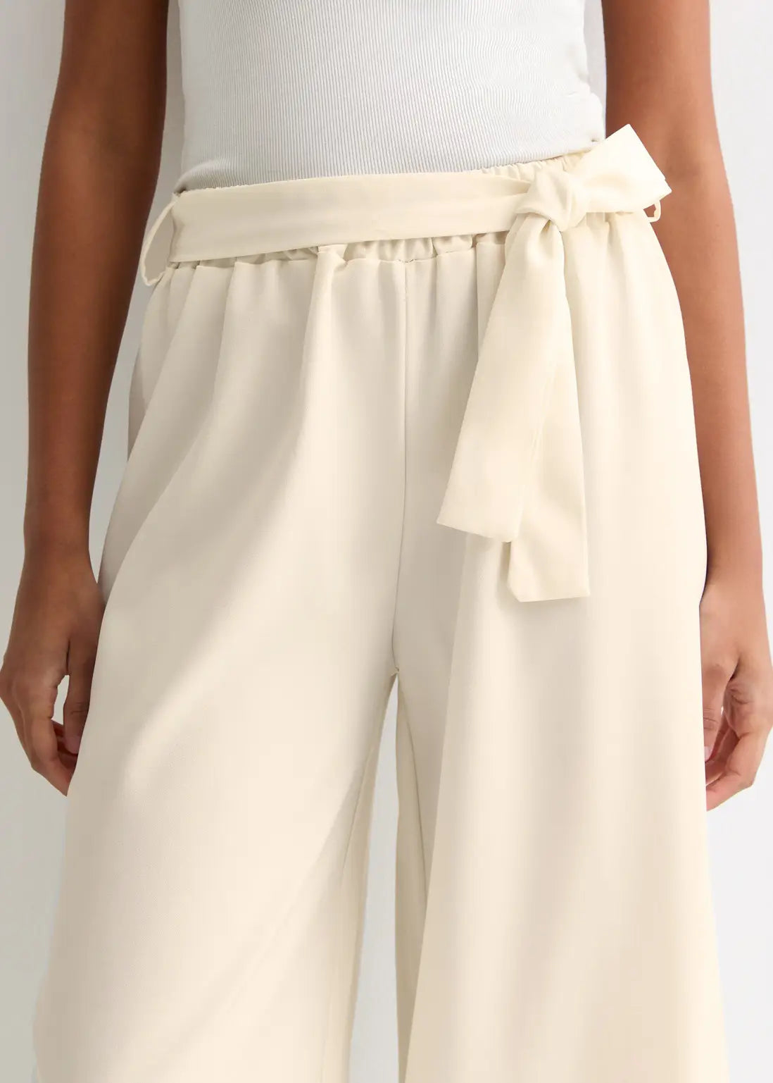 White Elasticated Wide leg Tie detail Trousers
