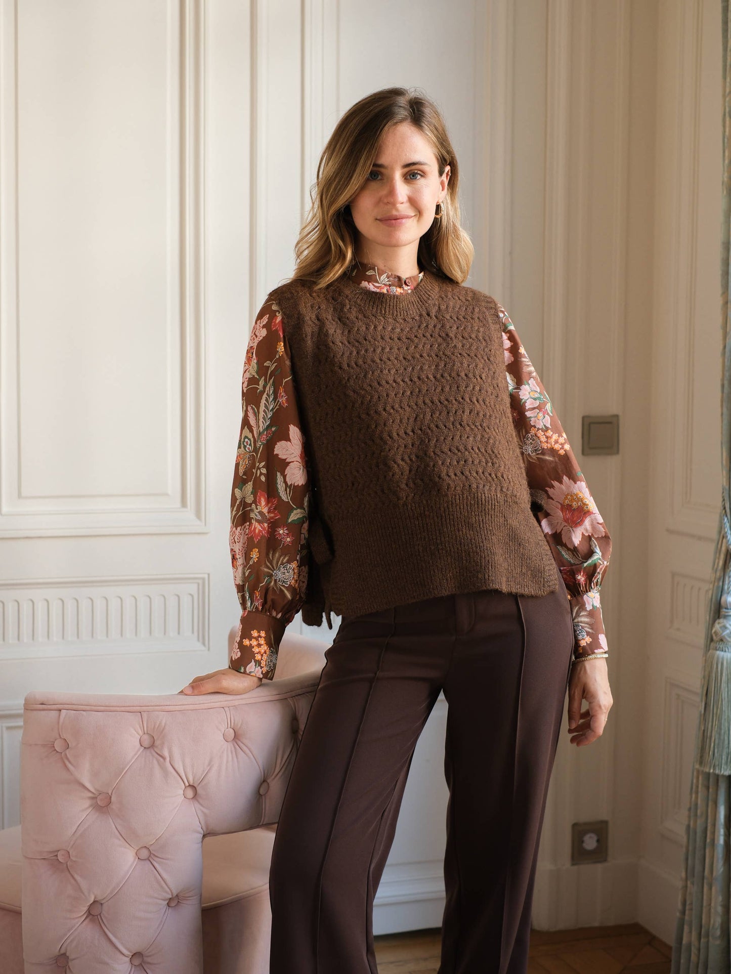 Blouse in Floral Brown