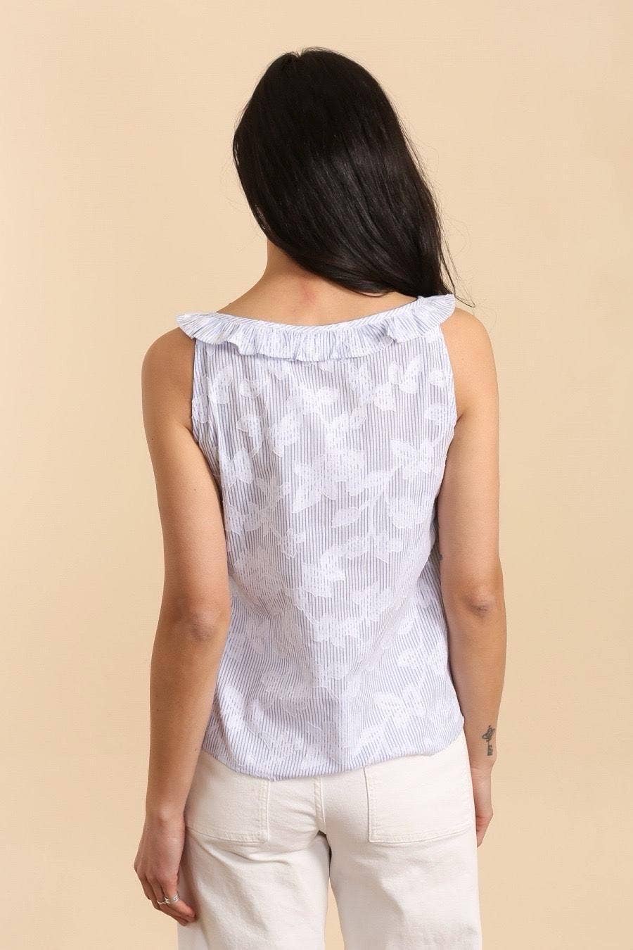 Sleeveless textured tank top in Blue