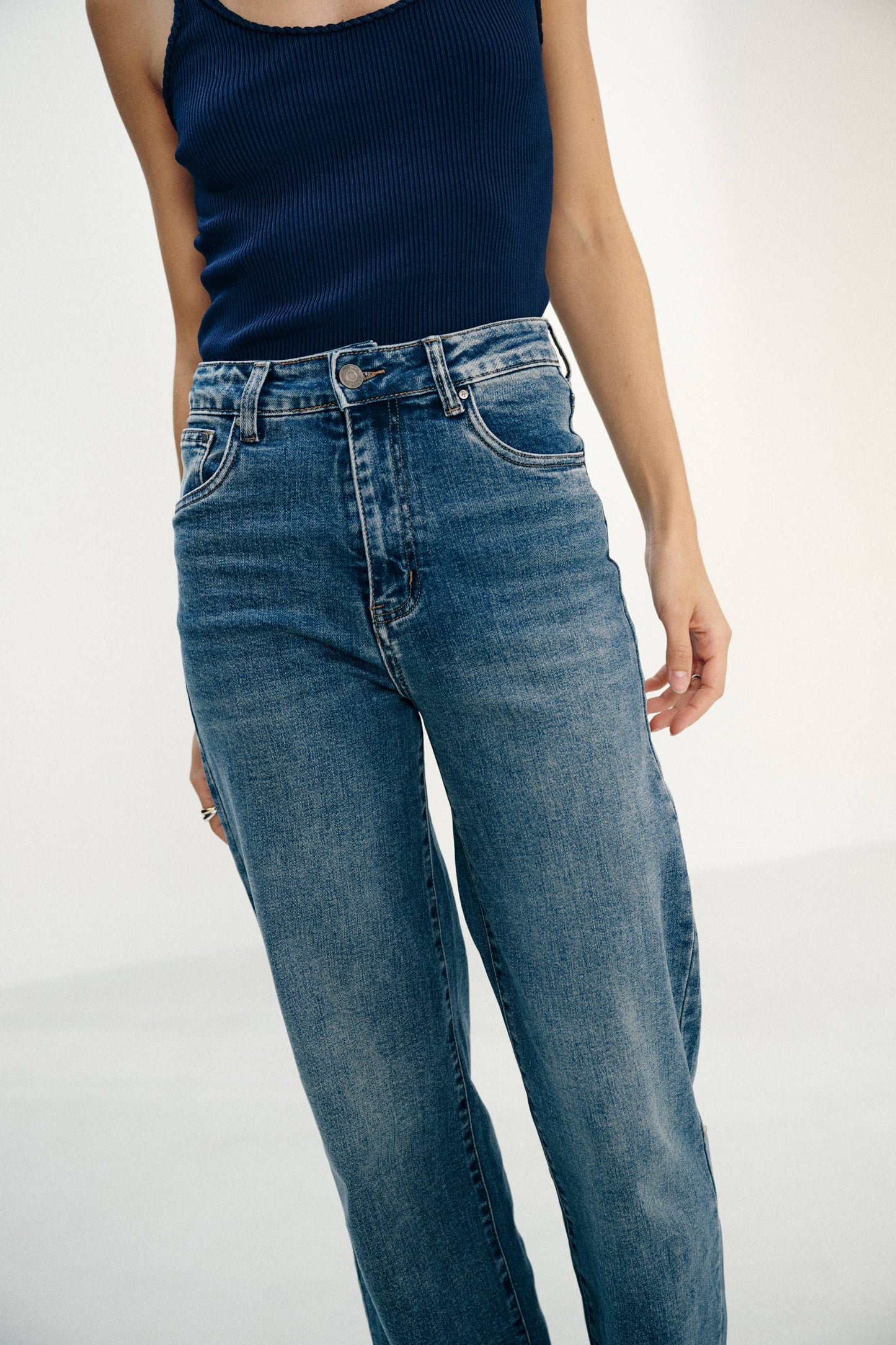 Women's straight relaxed jeans "Émilie" - ANA & LUCY: Denim