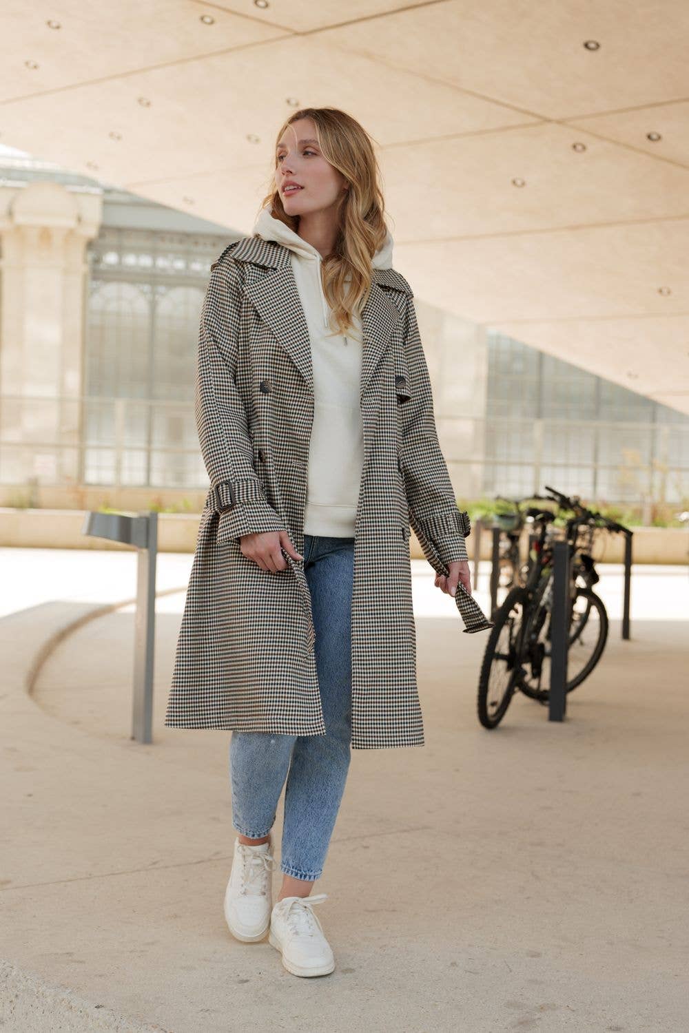 Long houndstooth print trench coat