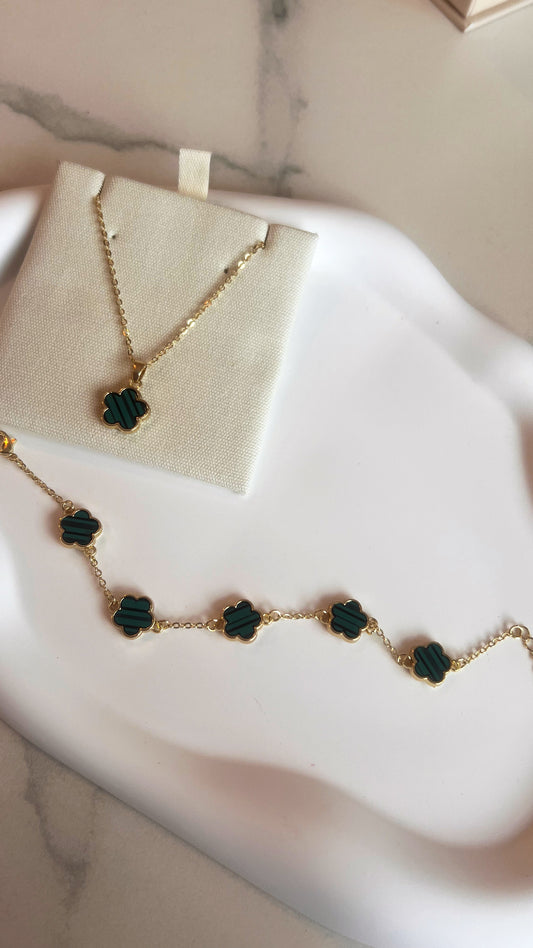 Clover Jewellery set in Green and Gold