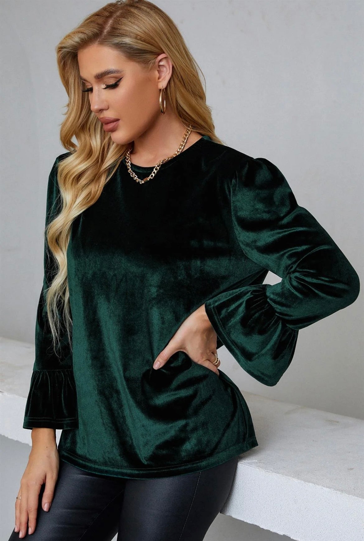 Velvet Top in Dark Green