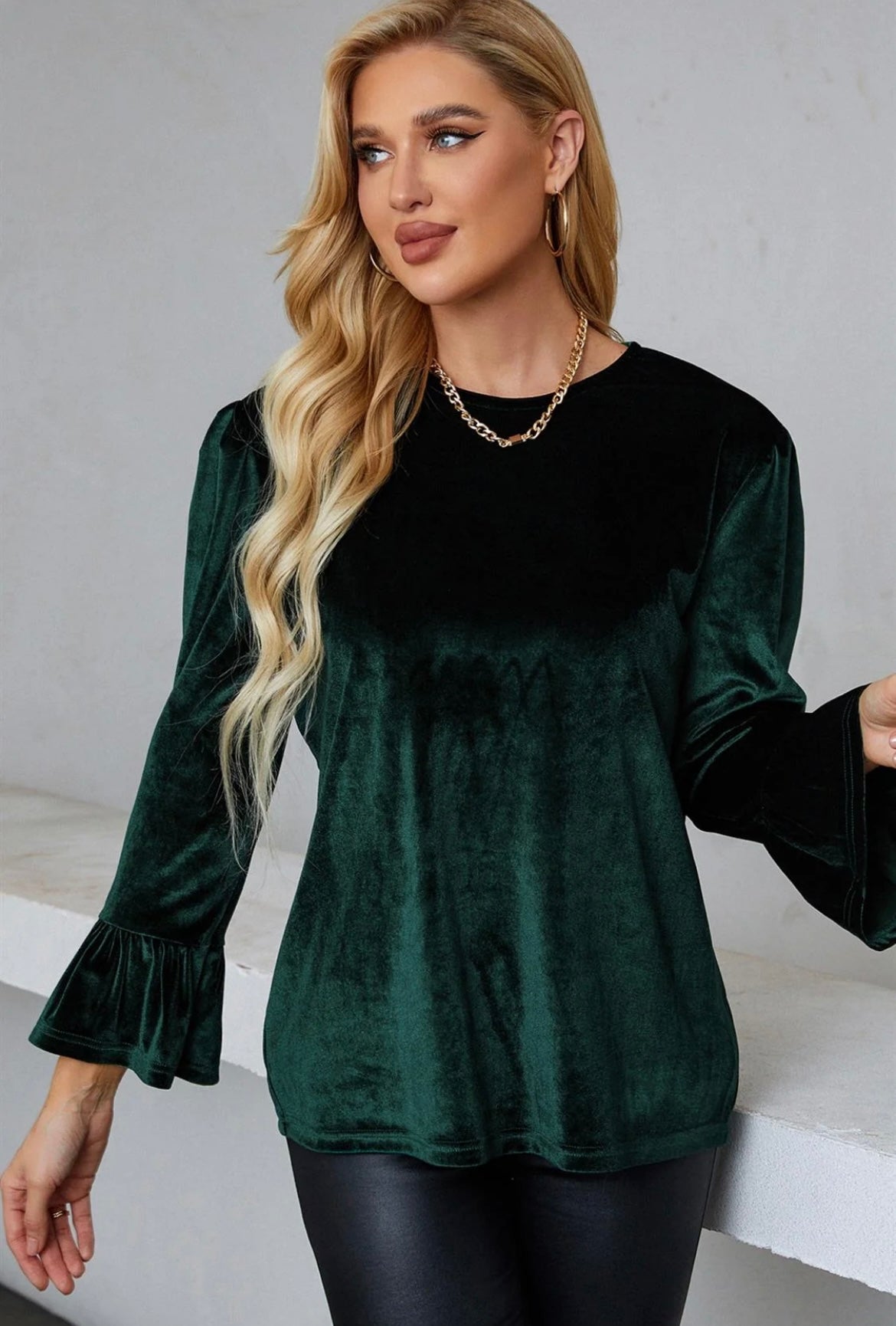 Velvet Top in Dark Green