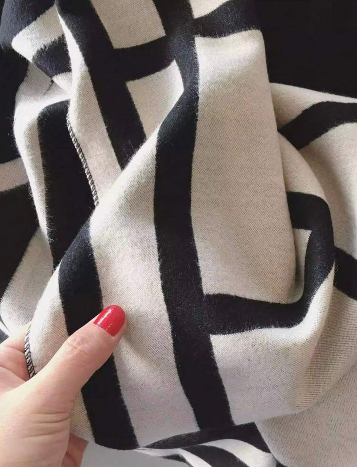 Black and Cream Scarf