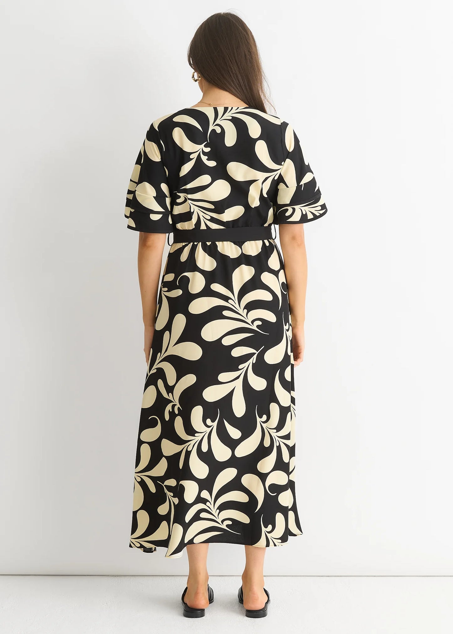 Floral V Neck Elasticated Waist Midi Dress