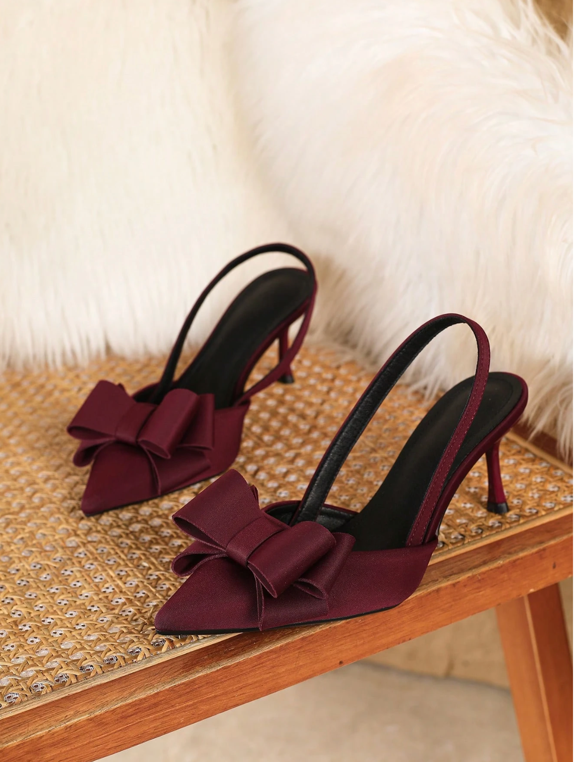 Slingback Bow Heel in Burgundy