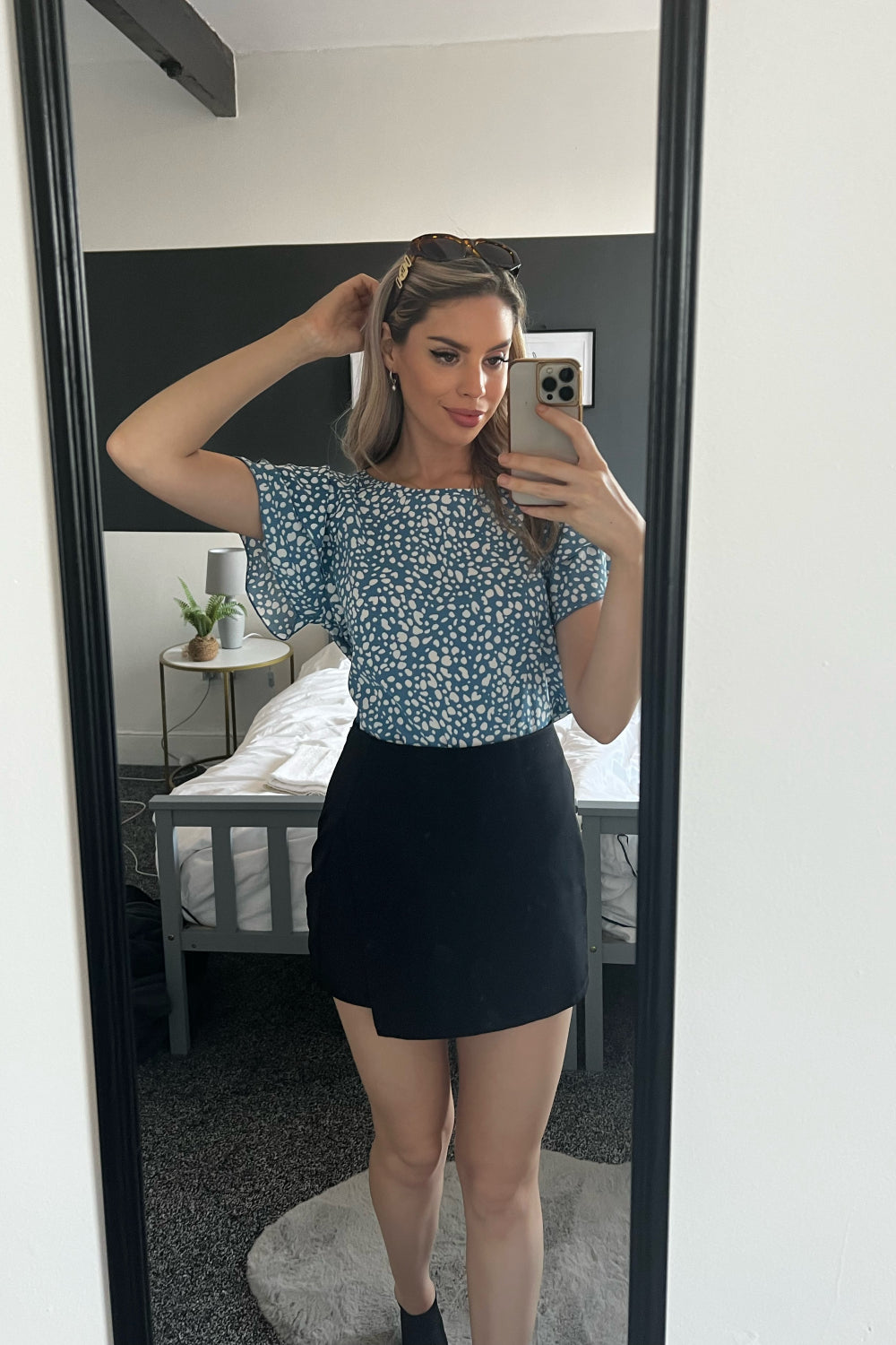 Ruffle Sleeve Leopard Print Top in Blue