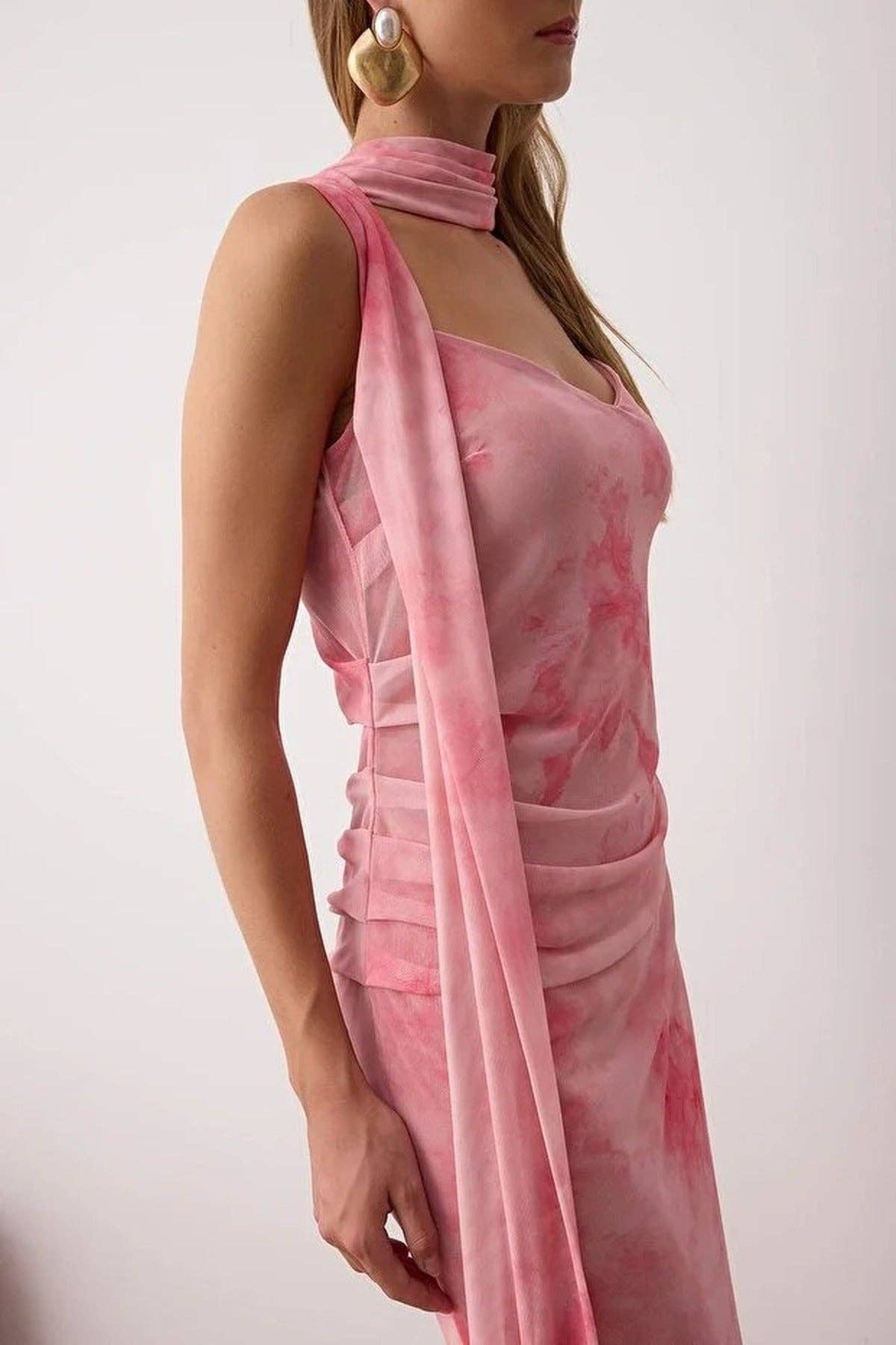 Wovcor Scarf Dress in Pink