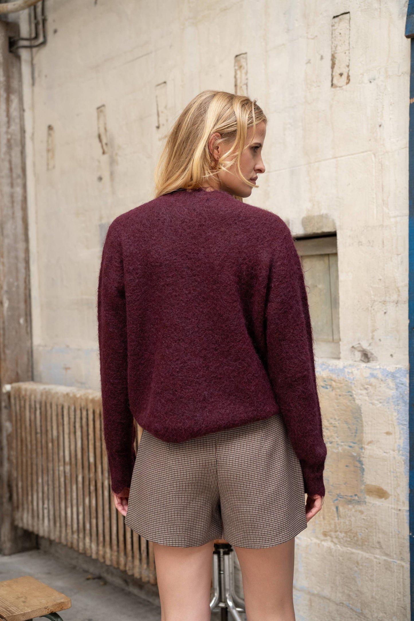 Soft wool sweater in Coffee