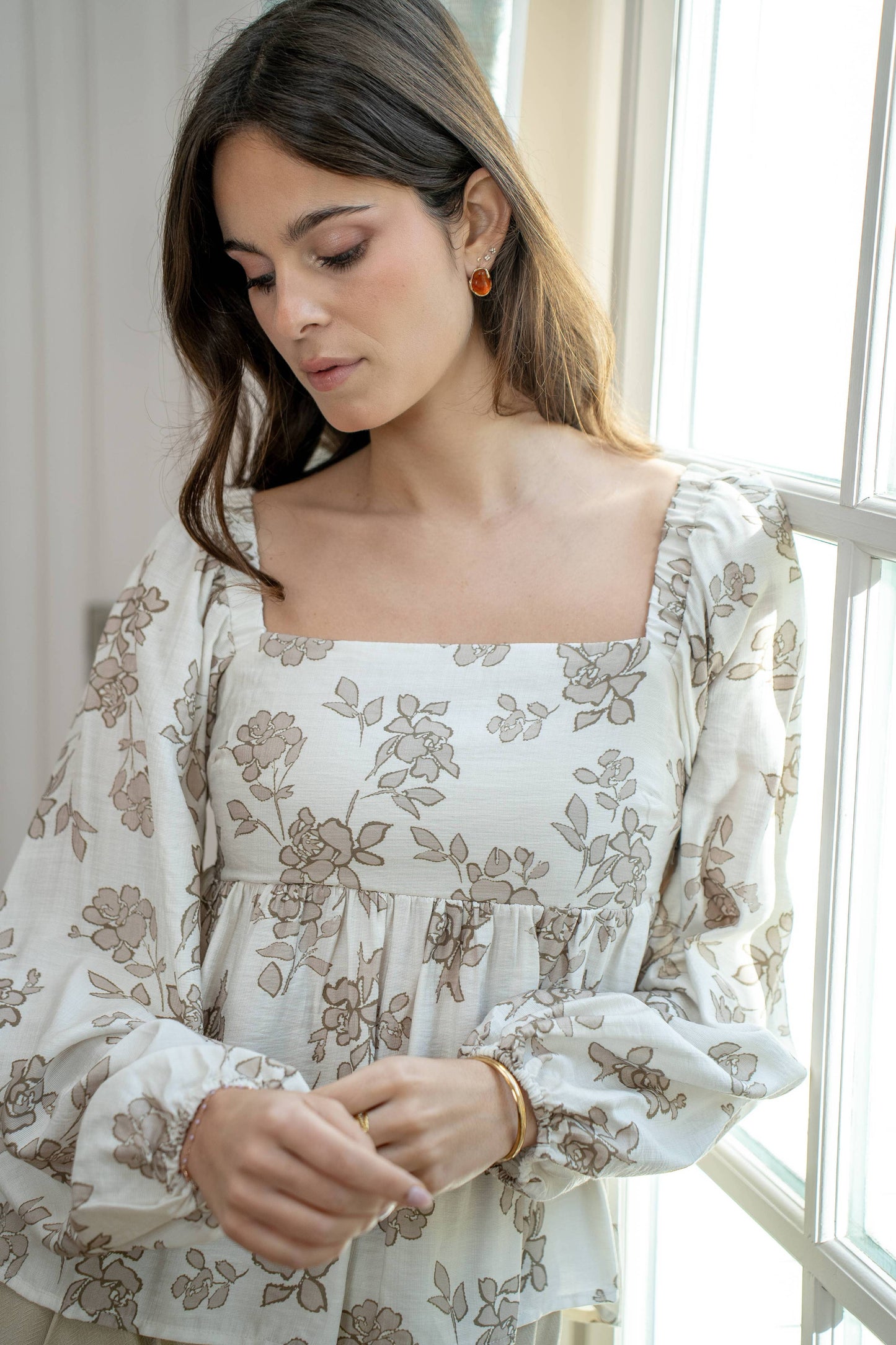 Floral halter top in beige