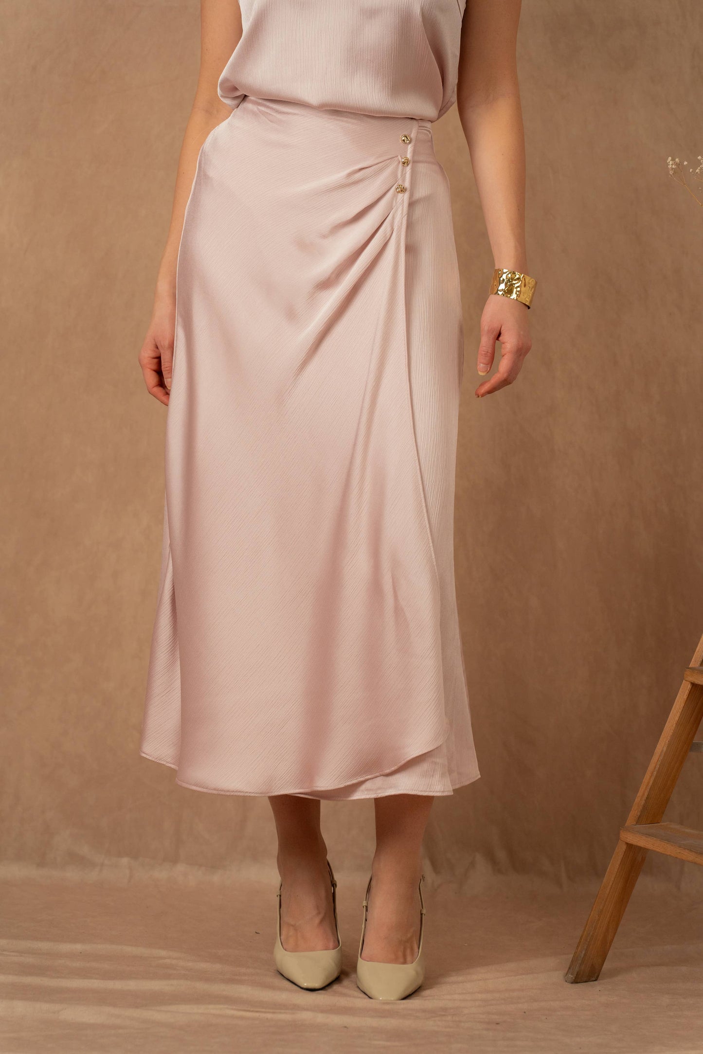 Fluid Midi skirt in Rose