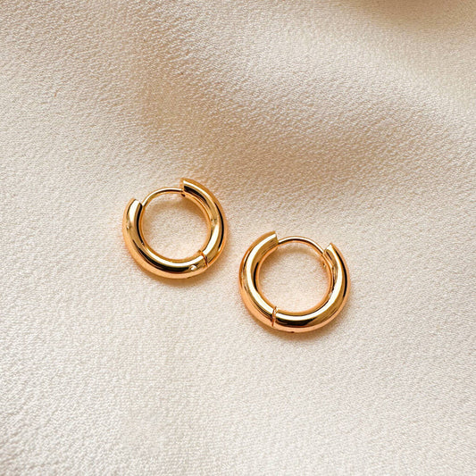 18K Gold Chunky Huggie Hoop Earrings